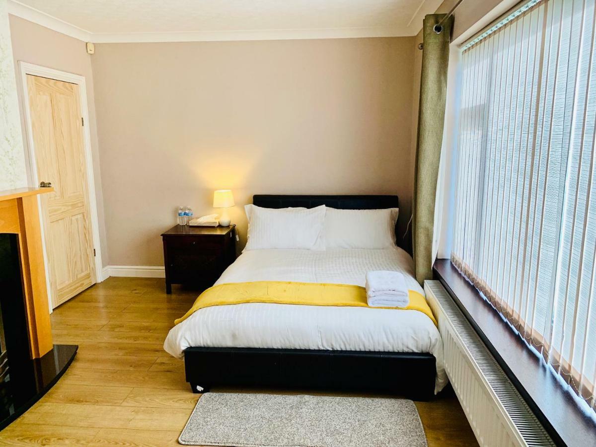 Housefield Stay Bucknall  Kültér fotó