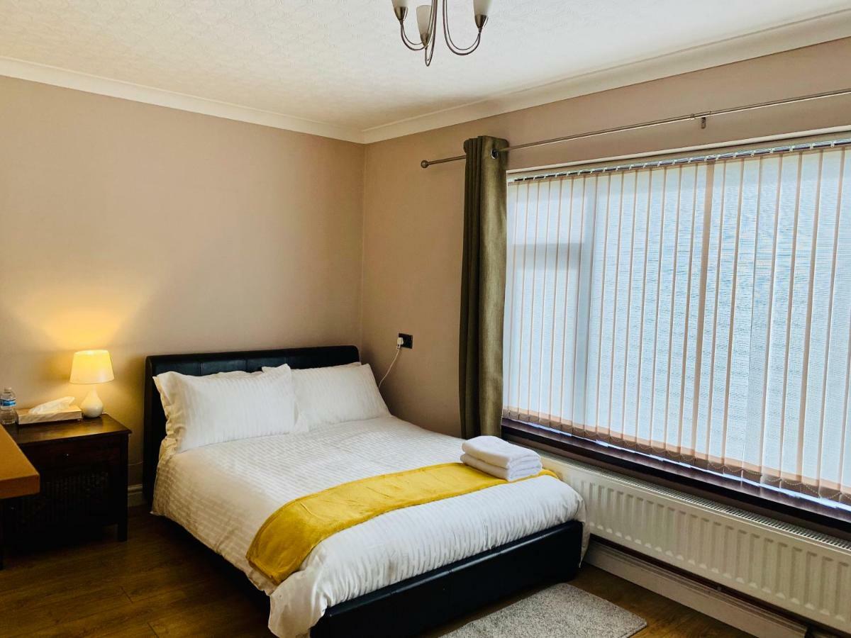 Housefield Stay Bucknall  Kültér fotó